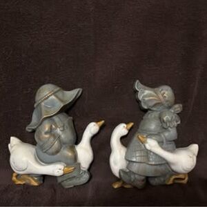 Vintage Mother Goose Nursery Rymes Set of 2 Wall Hangings, Hard Plastic
